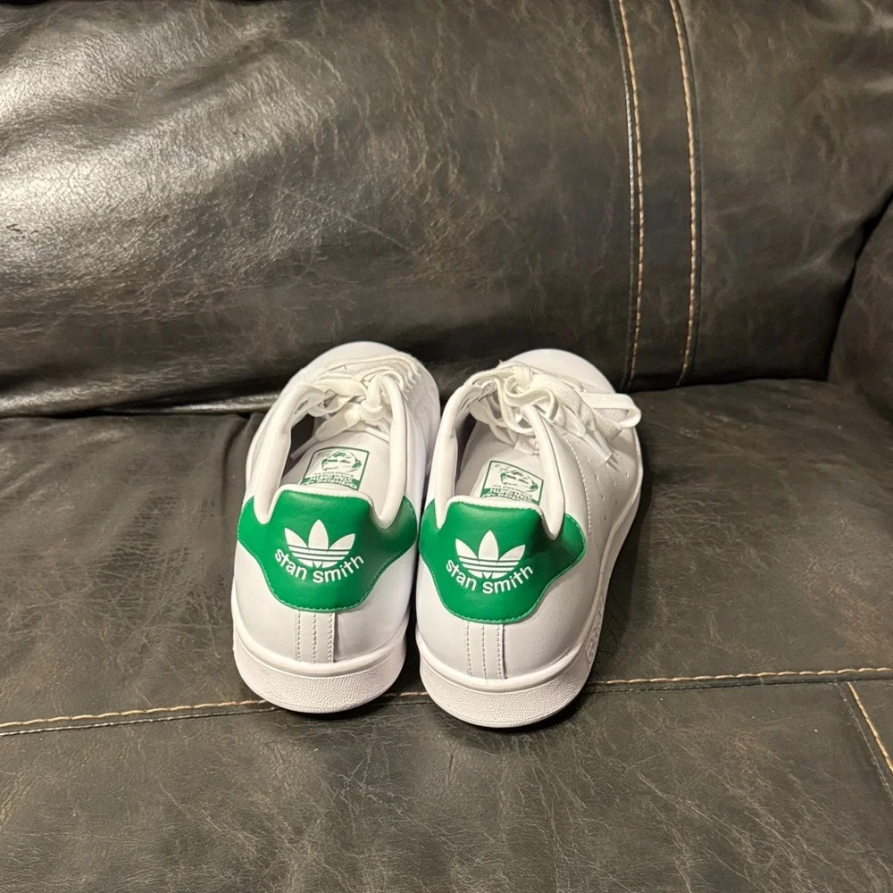 Adidas Stan Smith White with Green Highlights 13mens - Picture 3 of 6